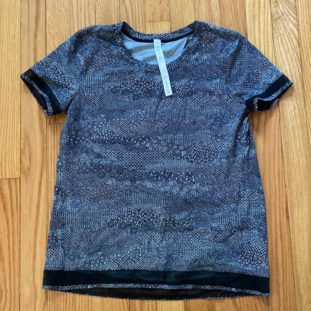 Brand New Lulu Serve up Some Sun SS Top